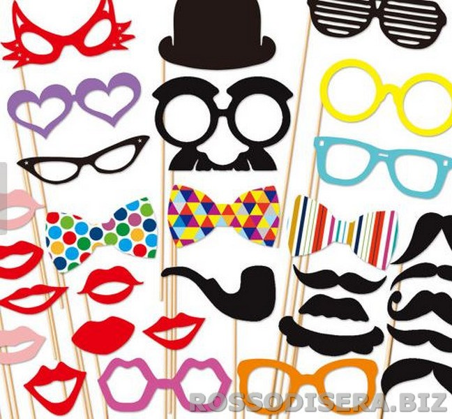 Props for photo booth rental in Milan Italy